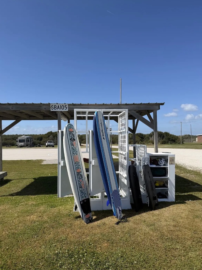 DAB locker at Turtle Beach with blue sky